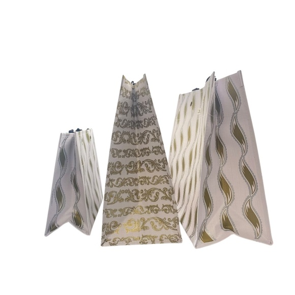 SCOUT Mixed Size Gift Bag Set (Set of 3) - Picture 2 of 7